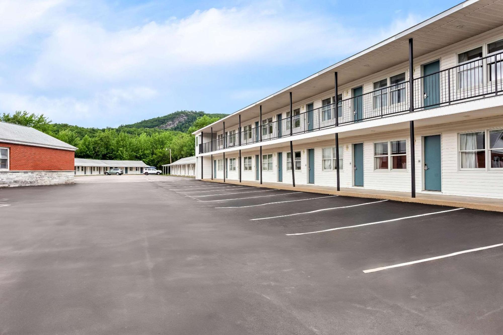 Quality Inn & Suites Gorham Exteriér fotografie